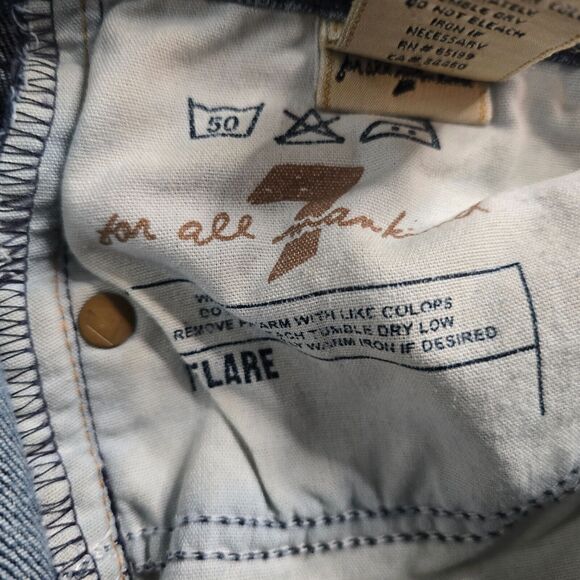 7 For All Mankind Jeans Women's 28 Blue Flare Medium Wash Slight Distress - Picture 4 of 16